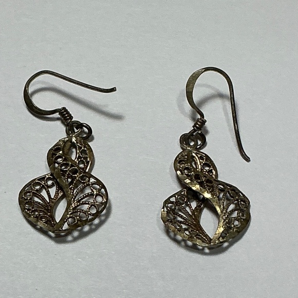 Sterling Silver Filigree Dangle Earrings. 1 3/8 inches long - Picture 3 of 6